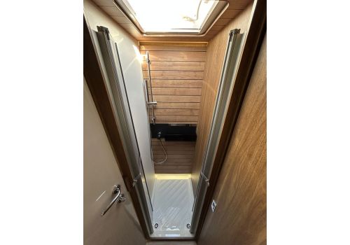 Autocaravana Integral MOBILVETTA K-Yatch Tekno Line 90 de Ocasión