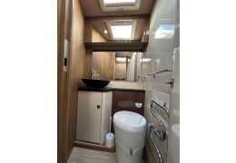Autocaravana Integral MOBILVETTA K-Yatch Tekno Line 90 de Ocasión