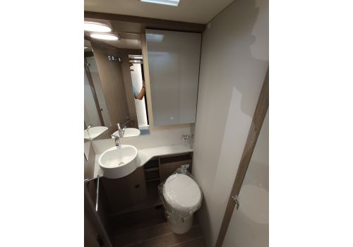 Autocaravana Perfilada ROLLER TEAM Zefiro 267 TL Nueva en Venta
