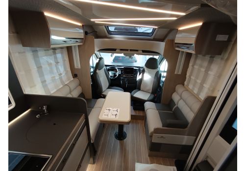 Autocaravana Perfilada ROLLER TEAM Zefiro 267 TL Nueva en Venta