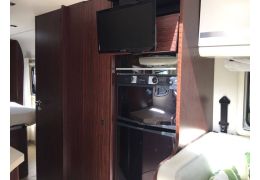 Autocaravana Capuchina BENIMAR Esterel 53 modelo 2010 de Ocasión