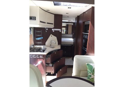 Autocaravana Integral ESTEREL Esterel 53 modelo 2010 de Ocasión