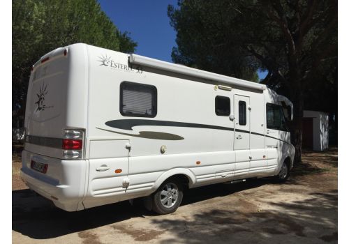 Autocaravana Integral ESTEREL Esterel 53 modelo 2010 de Ocasión