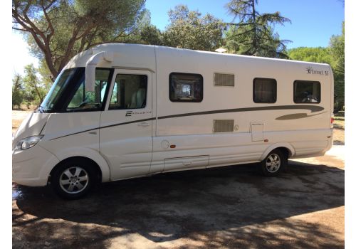 Autocaravana Integral ESTEREL Esterel 53 modelo 2010 de Ocasión