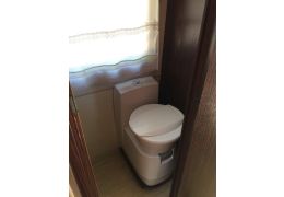 Autocaravana Capuchina BENIMAR Esterel 53 modelo 2010 de Ocasión