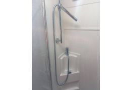 Autocaravana Capuchina BENIMAR Esterel 53 modelo 2010 de Ocasión