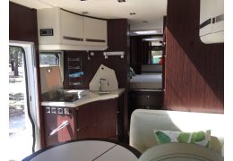 Autocaravana Capuchina BENIMAR Esterel 53 modelo 2010 de Ocasión