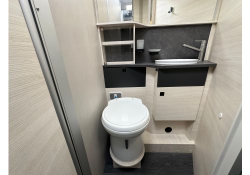Autocaravana Perfilada CHALLENGER 328 de Ocasión