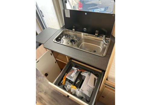 Autocaravana Perfilada SUNLIGHT V67S Adventure Edition Nueva en Venta