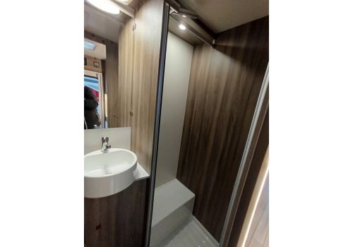 Autocaravana Perfilada ROLLER TEAM Kronos 274TL SELEKT Nueva en Venta