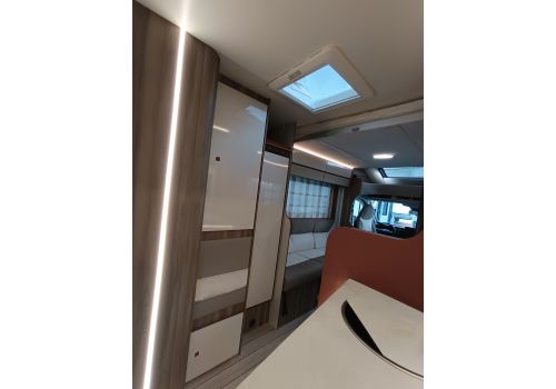 Autocaravana Perfilada ROLLER TEAM Kronos 274TL SELEKT Nueva en Venta