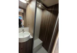 Autocaravana Capuchina ROLLER TEAM Kronos 274TL SELEKT Nueva en Venta