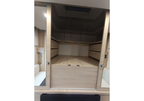 Autocaravana Perfilada CHALLENGER 396 Graphite Edition de Ocasión