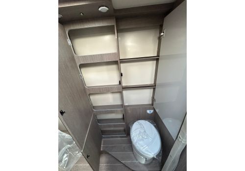 Autocaravana Perfilada ROLLER TEAM Zefiro 266 TL Nueva en Venta