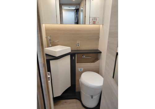 Autocaravana Perfilada RAPIDO 666F ALDE de Ocasión