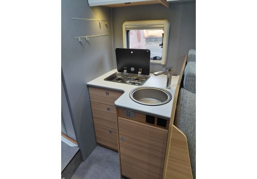 Autocaravana Perfilada DETHLEFFS Just 7052 EB en Alquiler