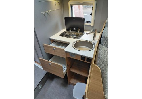 Autocaravana Perfilada DETHLEFFS Just 7052 EB en Alquiler