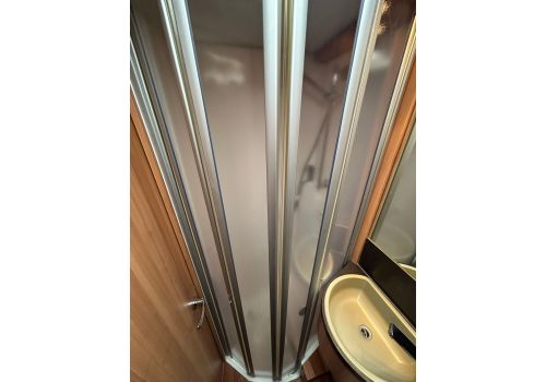Autocaravana Perfilada HYMER T 614 CL de Ocasión
