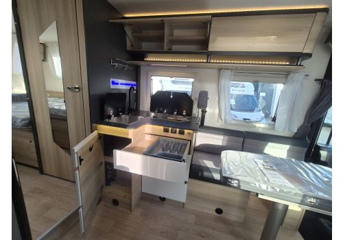 Autocaravana Integral ITINEO JC740 de Ocasión