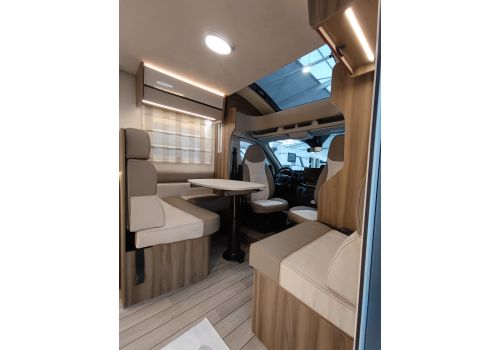 Autocaravana Perfilada ROLLER TEAM Kronos 284 TL Nueva en Venta