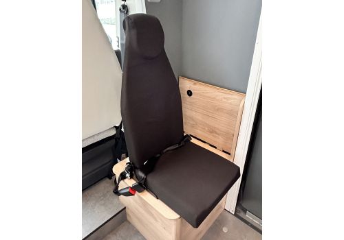 Autocaravana Perfilada DETHLEFFS Just T7052 EB en Alquiler