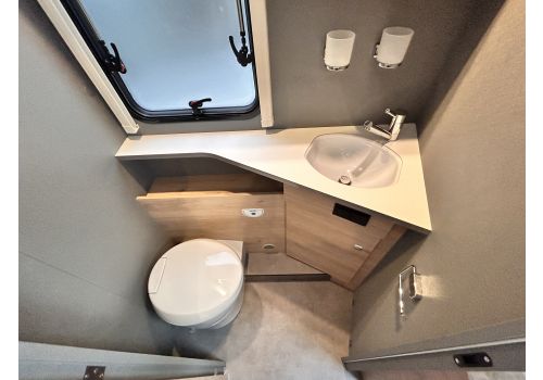 Autocaravana Perfilada DETHLEFFS Just T7052 EB en Alquiler