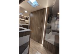 Autocaravana Perfilada ROLLER TEAM Kronos Fit 298 Selekt Nueva en Venta
