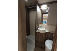 Autocaravana Perfilada ROLLER TEAM Kronos Fit 298 Selekt Nueva en Venta