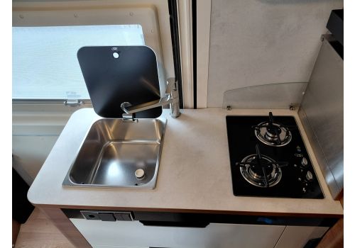 Furgoneta Cámper RAPIDO V65XL Nueva en Venta