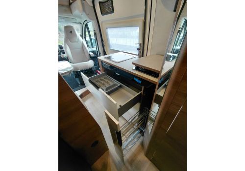 Furgoneta Cámper RAPIDO V65XL Nueva en Venta