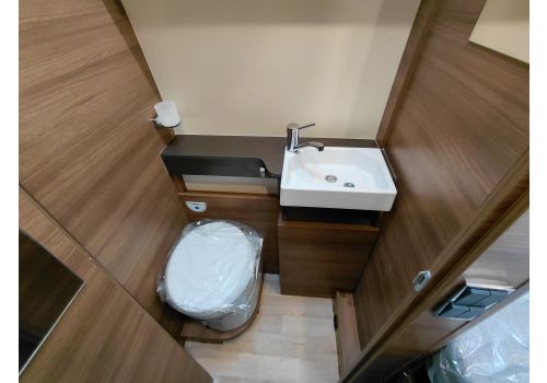 Furgoneta Cámper RAPIDO V65XL Nueva en Venta