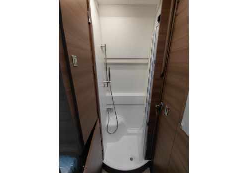 Furgoneta Cámper RAPIDO V65XL Nueva en Venta
