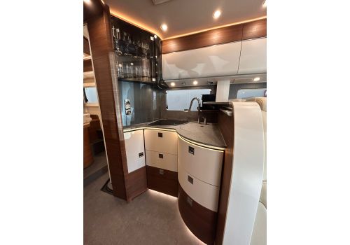 Autocaravana Integral CARTHAGO Chic c-line I 5.0 QB Nueva en Venta