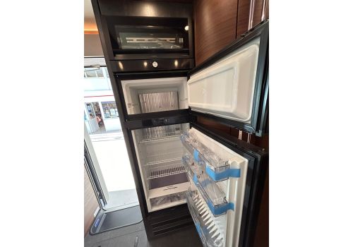 Autocaravana Integral CARTHAGO Chic c-line I 5.0 QB Nueva en Venta