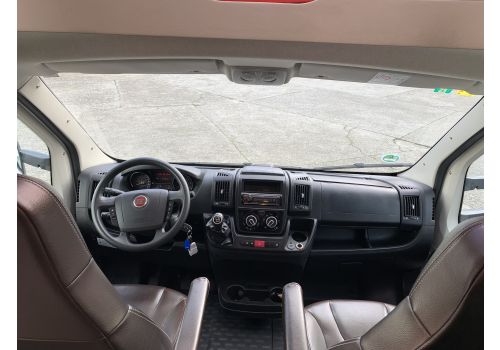 Autocaravana Perfilada WEINSBERG R58 de Ocasión