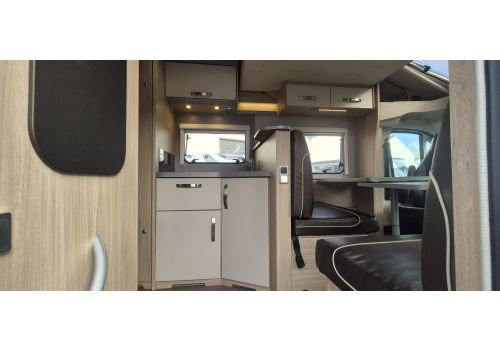 Autocaravana Perfilada WEINSBERG R58 de Ocasión