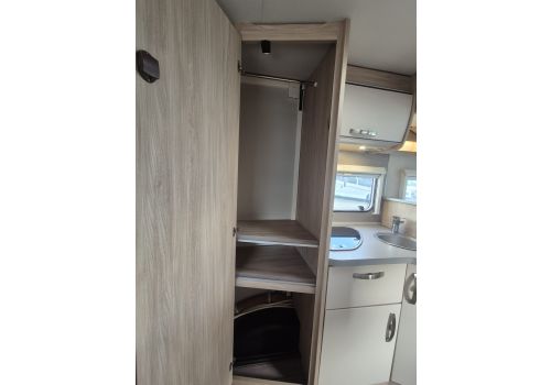 Autocaravana Perfilada WEINSBERG R58 de Ocasión