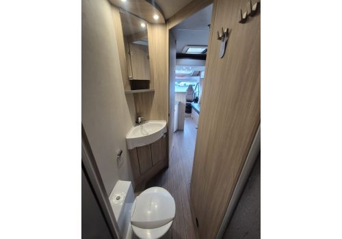 Autocaravana Perfilada WEINSBERG R58 de Ocasión
