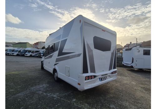 Autocaravana Perfilada WEINSBERG R58 de Ocasión