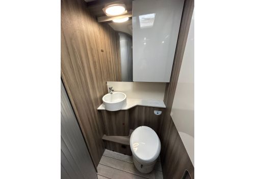 Autocaravana Perfilada ROLLER TEAM Kronos 234 TL de Ocasión