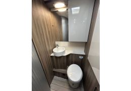 Autocaravana Perfilada ROLLER TEAM Kronos 234 TL Nueva en Venta