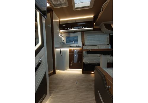 Autocaravana Integral MOBILVETTA K-Yatch Tekno Line 90 Nueva en Venta