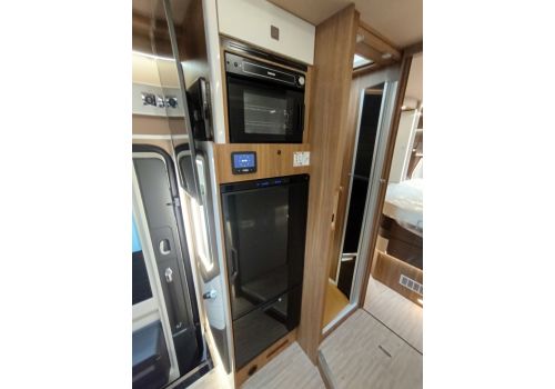 Autocaravana Integral MOBILVETTA K-Yatch Tekno Line 90 Nueva en Venta