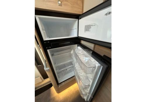 Autocaravana Integral DETHLEFFS Esprit I 7150-2 EB de Ocasión