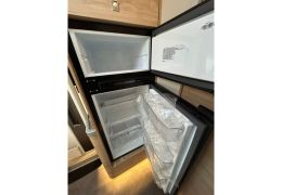 Autocaravana Integral DETHLEFFS Esprit I 7150-2 EB en Alquiler