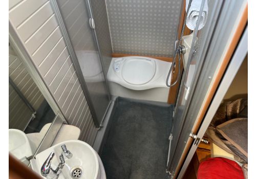 Autocaravana Perfilada BURSTNER Primero T580 de Ocasión