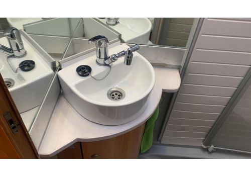 Autocaravana Perfilada BURSTNER Primero T580 de Ocasión
