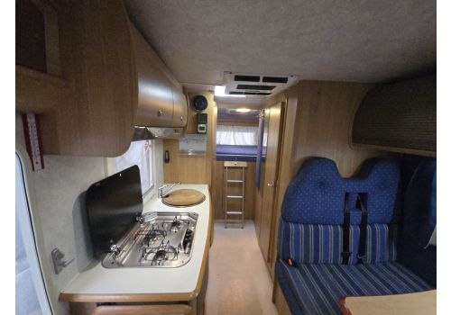 Autocaravana Capuchina RIMOR Rimor 727 TC de Ocasión