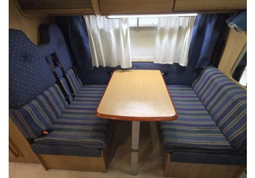 Autocaravana Capuchina RIMOR Rimor 727 TC de Ocasión