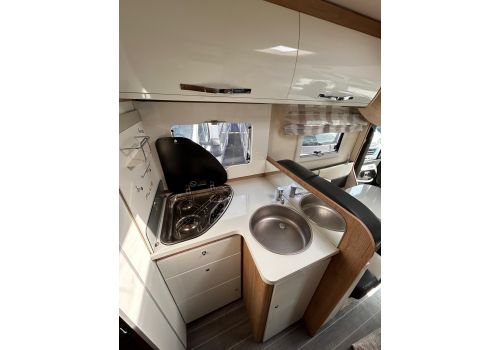 Autocaravana Integral ROLLER TEAM Zefiro Plus 284 de Ocasión